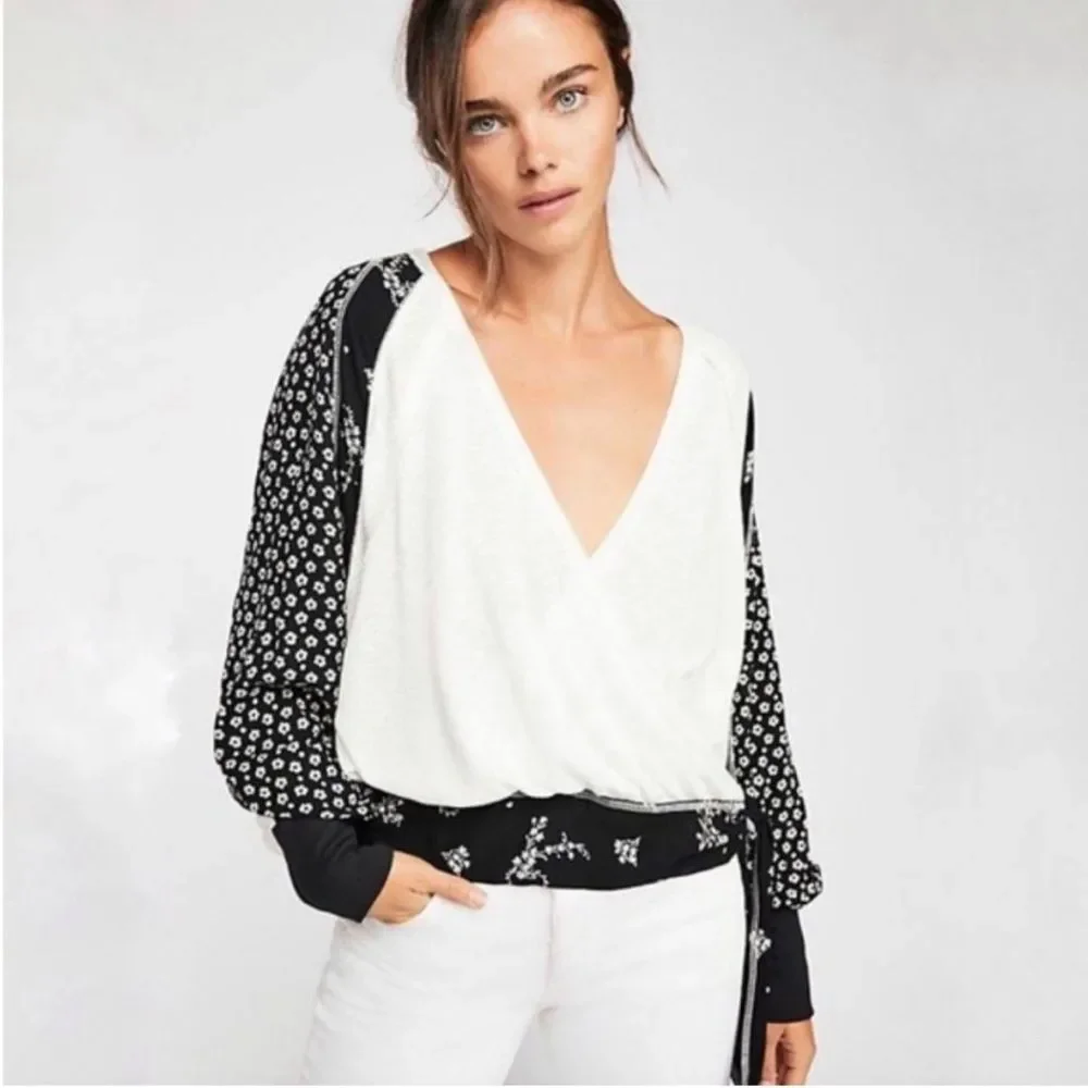 Free People Auxton Thermal Wrap Top Size Medium Coastal Spring Floral